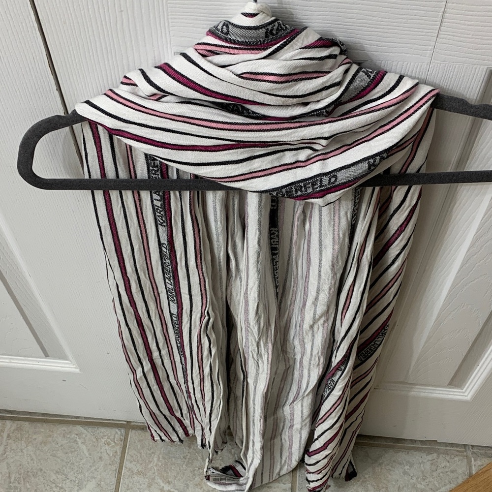 Karl Lagerfeld Striped Off White light&dark pink with black scarf/wrap